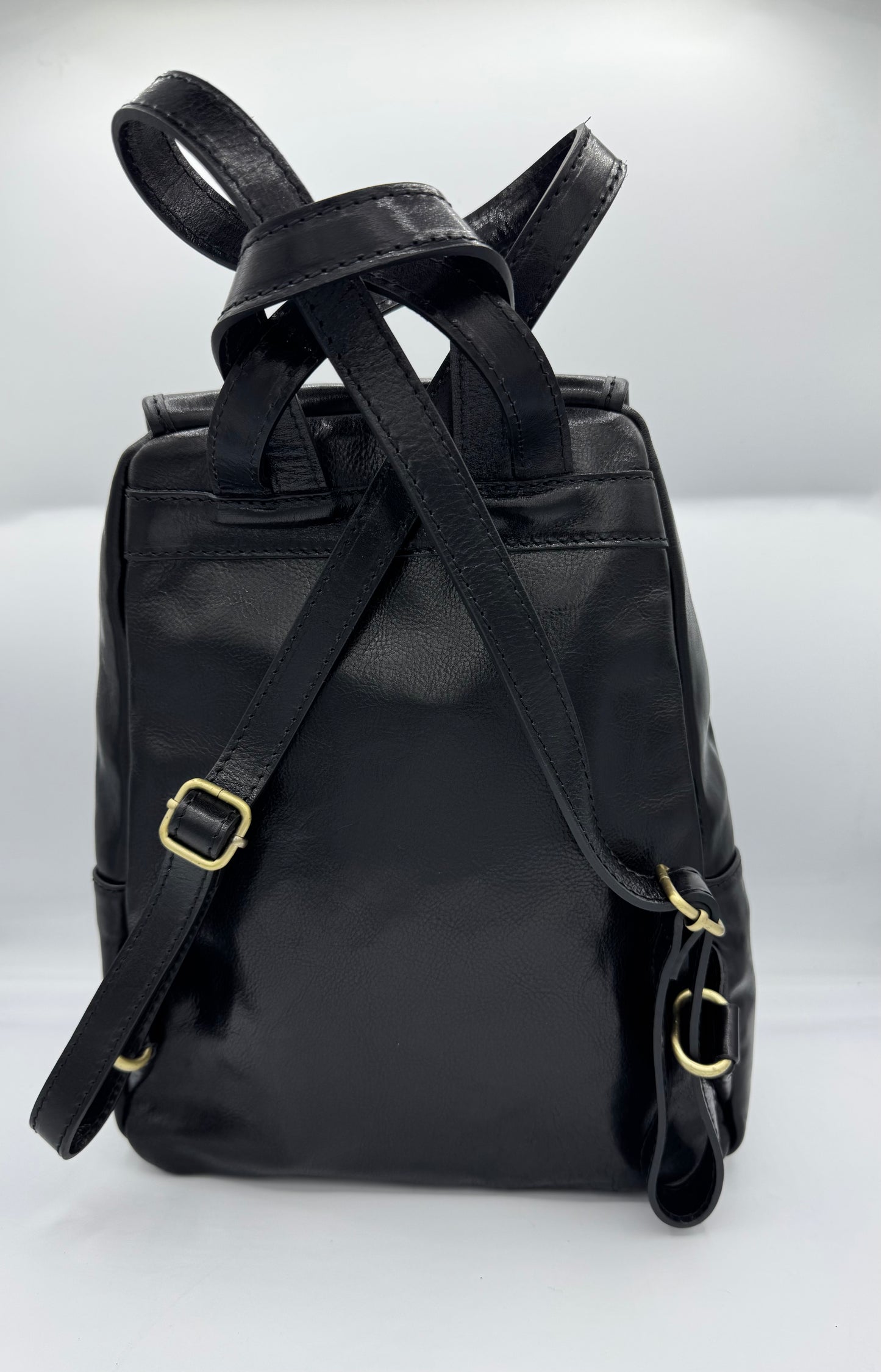 Black Backpack in Genuine Leather Made in Italy