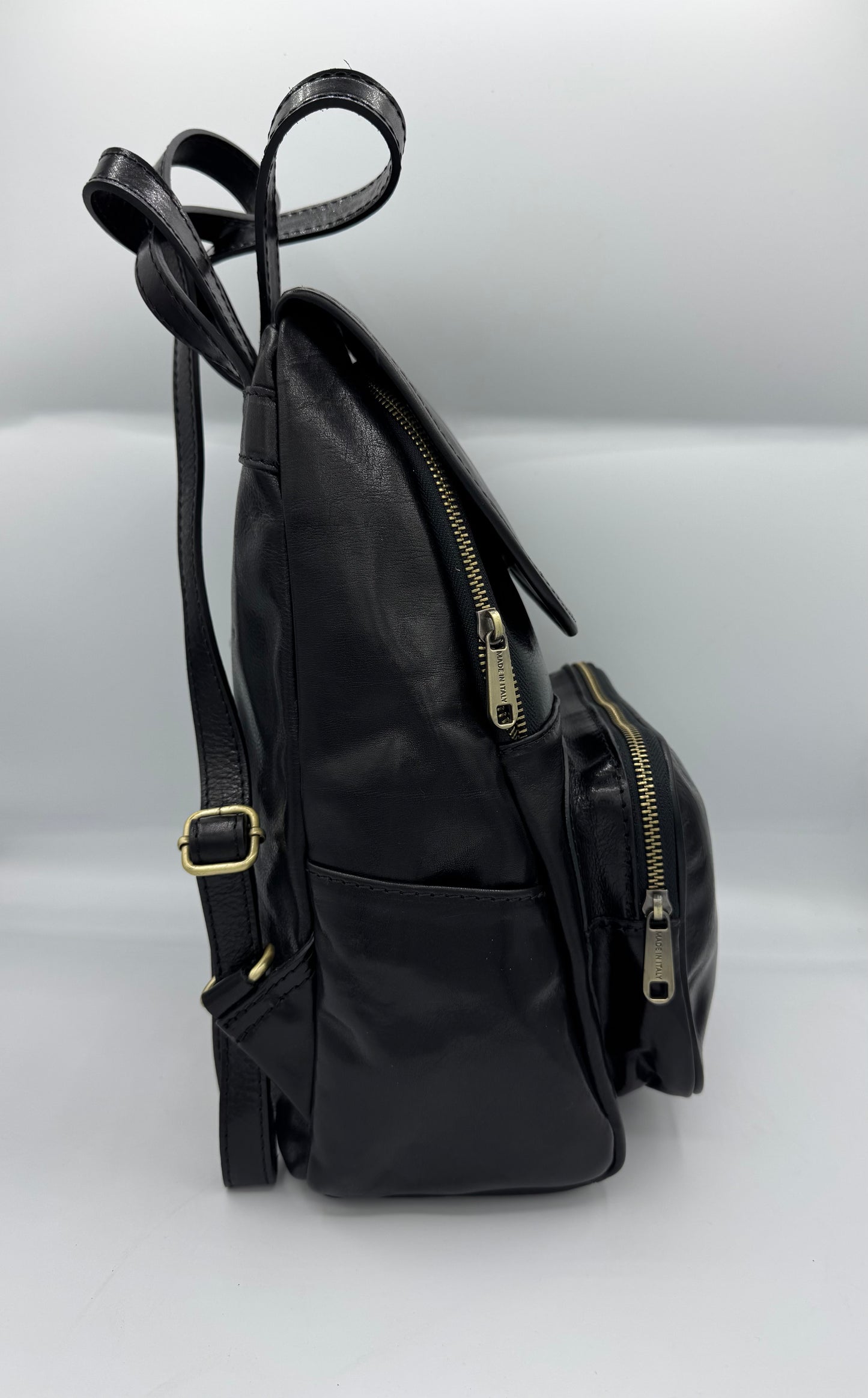 Black Backpack in Genuine Leather Made in Italy